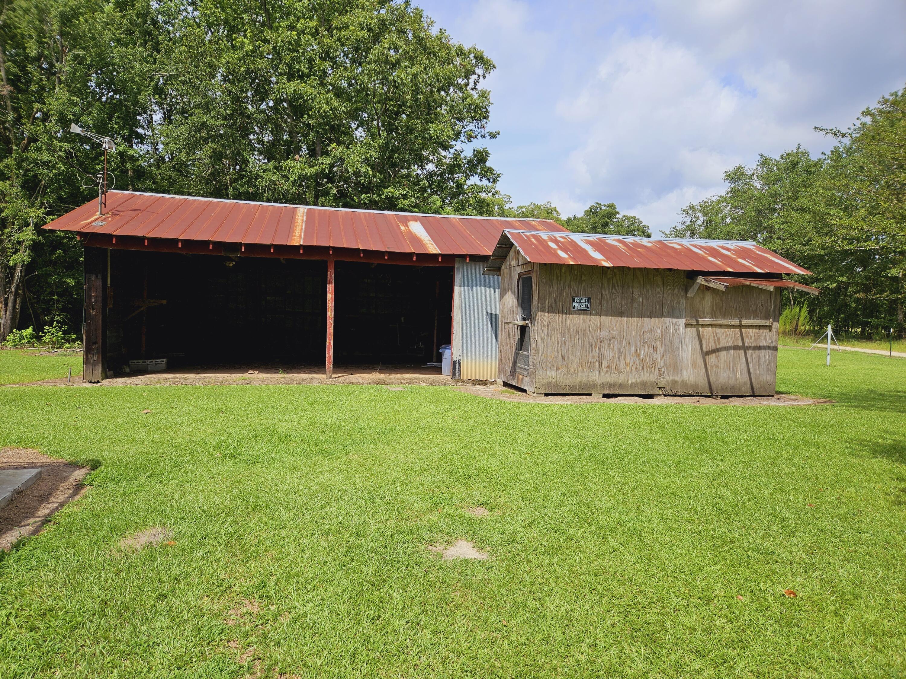499 State Rd S-15-48 Smoaks, SC 29481 - Photo 10 of 42 20230810_114403