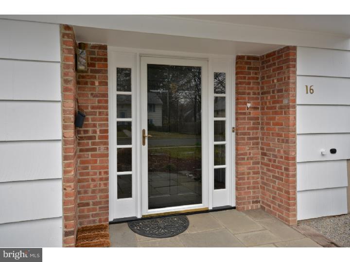 16 Robert Road Princeton, NJ 08540 - Photo 3 of 25