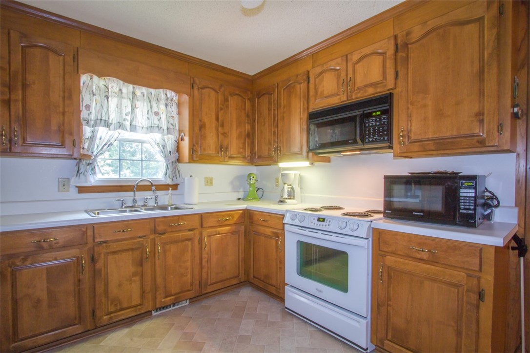 202 Hobson Road Anderson, SC 29621 - Photo 8 of 44
