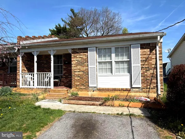 $179,900 | 341 West 9th Street, Front Royal, VA 22630