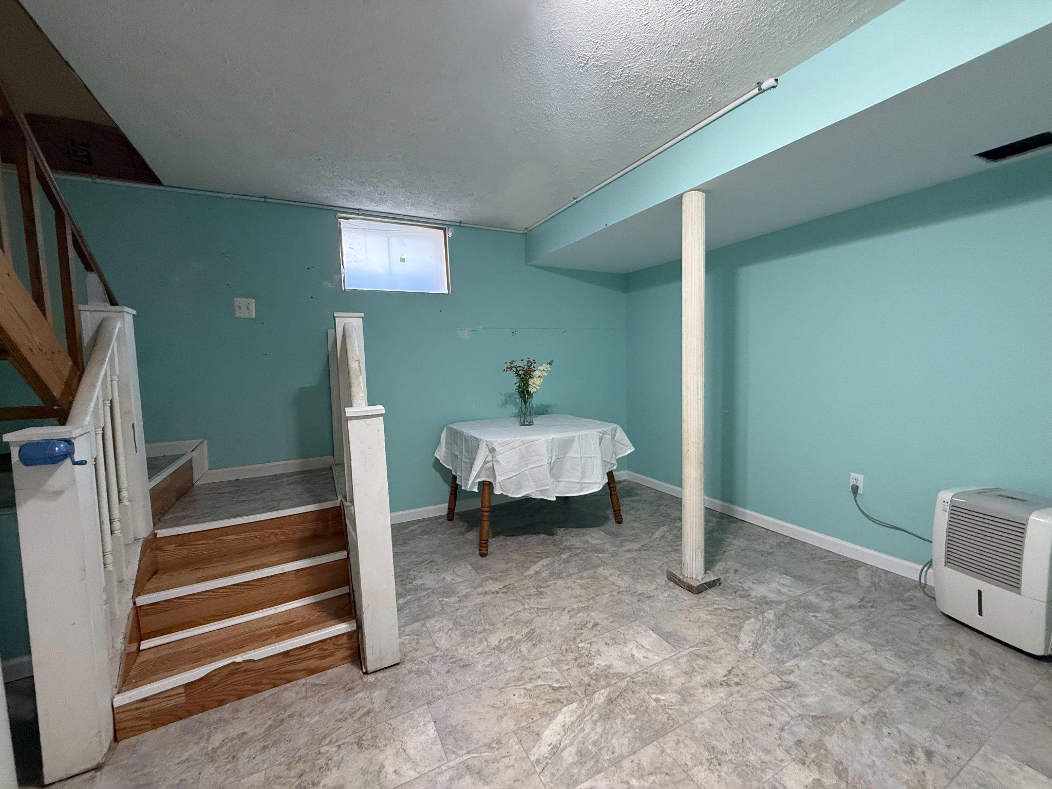 341 West 9th Street Front Royal, VA 22630 - Photo 15 of 21 Bright and inviting basement flex room