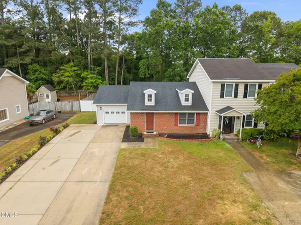 $145,000 | 140 Rollingwood Drive, Dunn, NC 28334