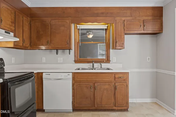 $145,000 | 140 Rollingwood Drive, Dunn, NC 28334