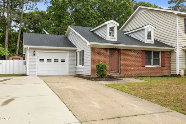 $145,000 | 140 Rollingwood Drive, Dunn, NC 28334