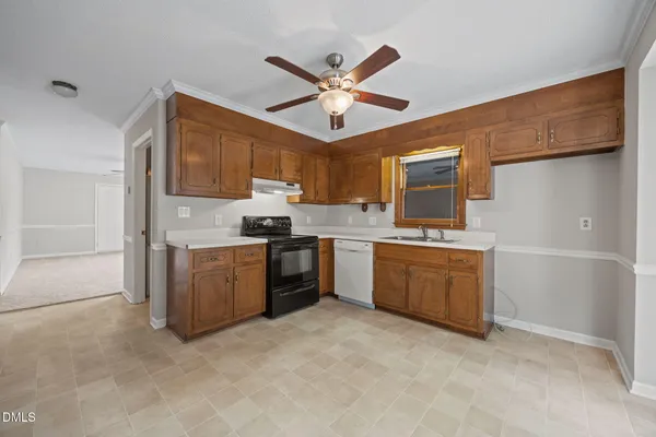 $145,000 | 140 Rollingwood Drive, Dunn, NC 28334