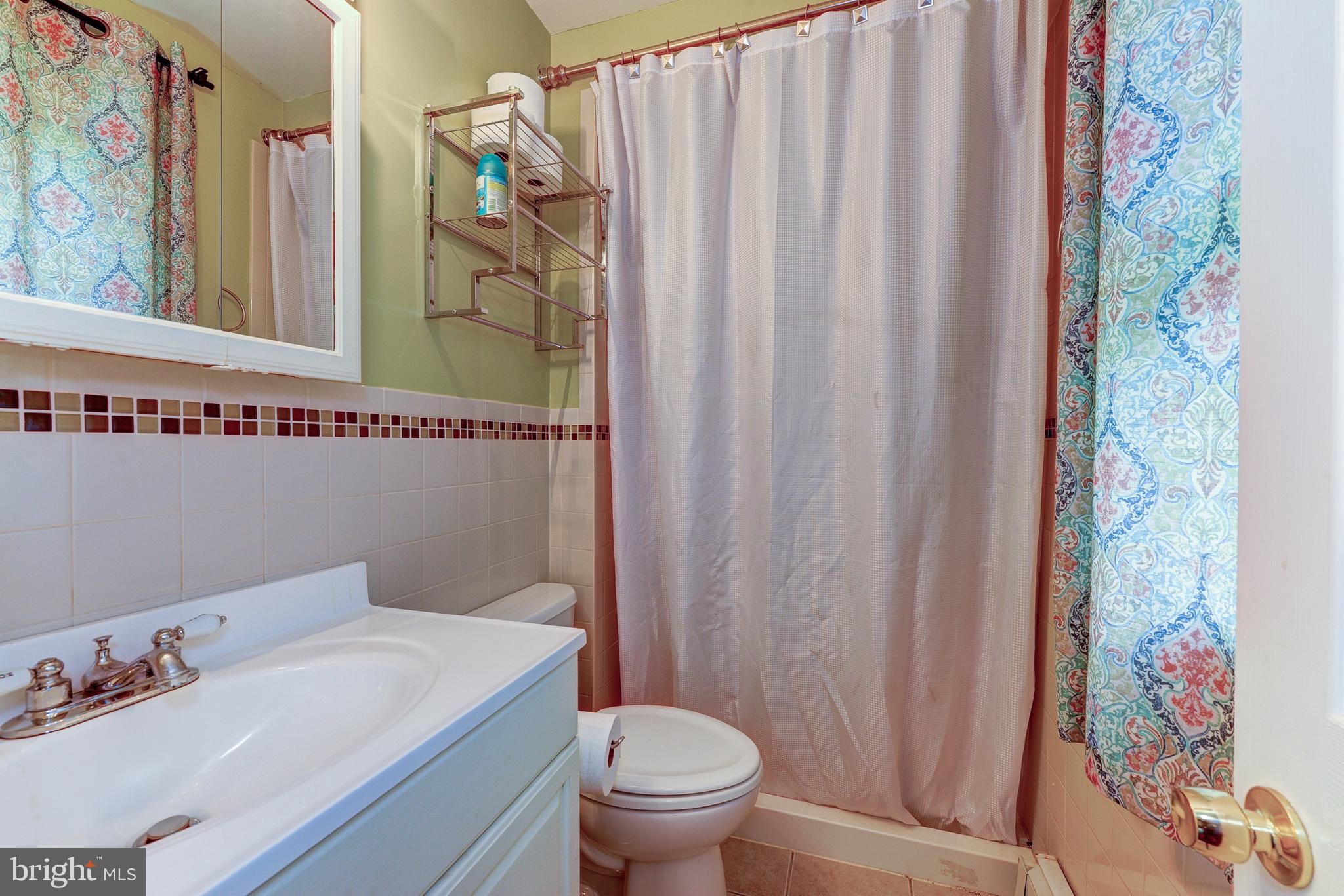 78 Spring Road Malvern, PA 19355 - Photo 20 of 35 full bath in primary bedroom