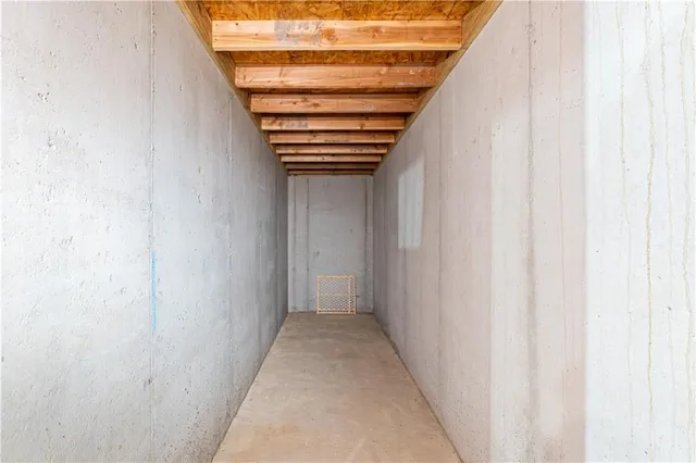 $460,000 | 1307 Lawndale Avenue, Pleasant Hill, MO 64080