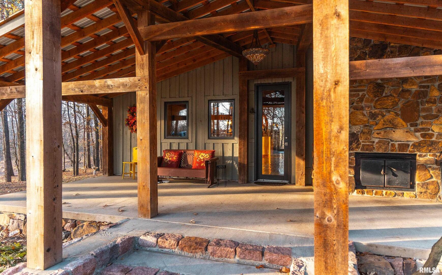 15247 Laminack Road Carterville, IL 62918 - Photo 6 of 49