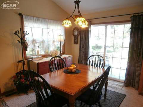 7711 Grove Ridge Road Owosso, MI 48867 - Photo 11 of 26 20444712-10.JPG