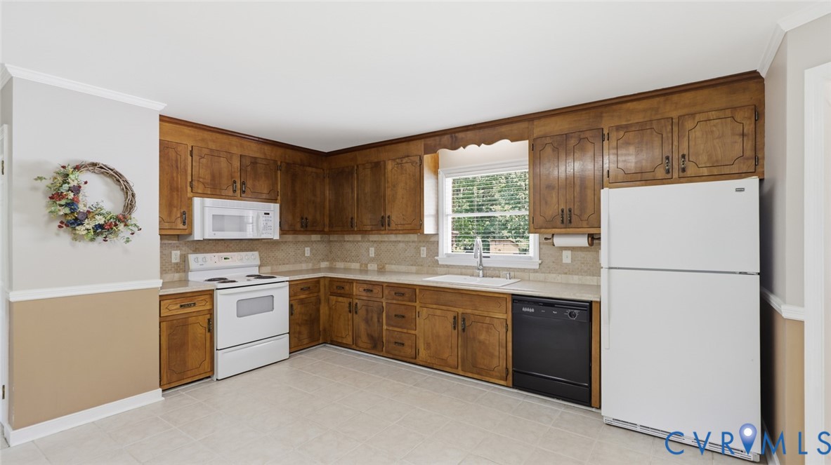 1611 Otterdale Road Midlothian, VA 23114 - Photo 14 of 52