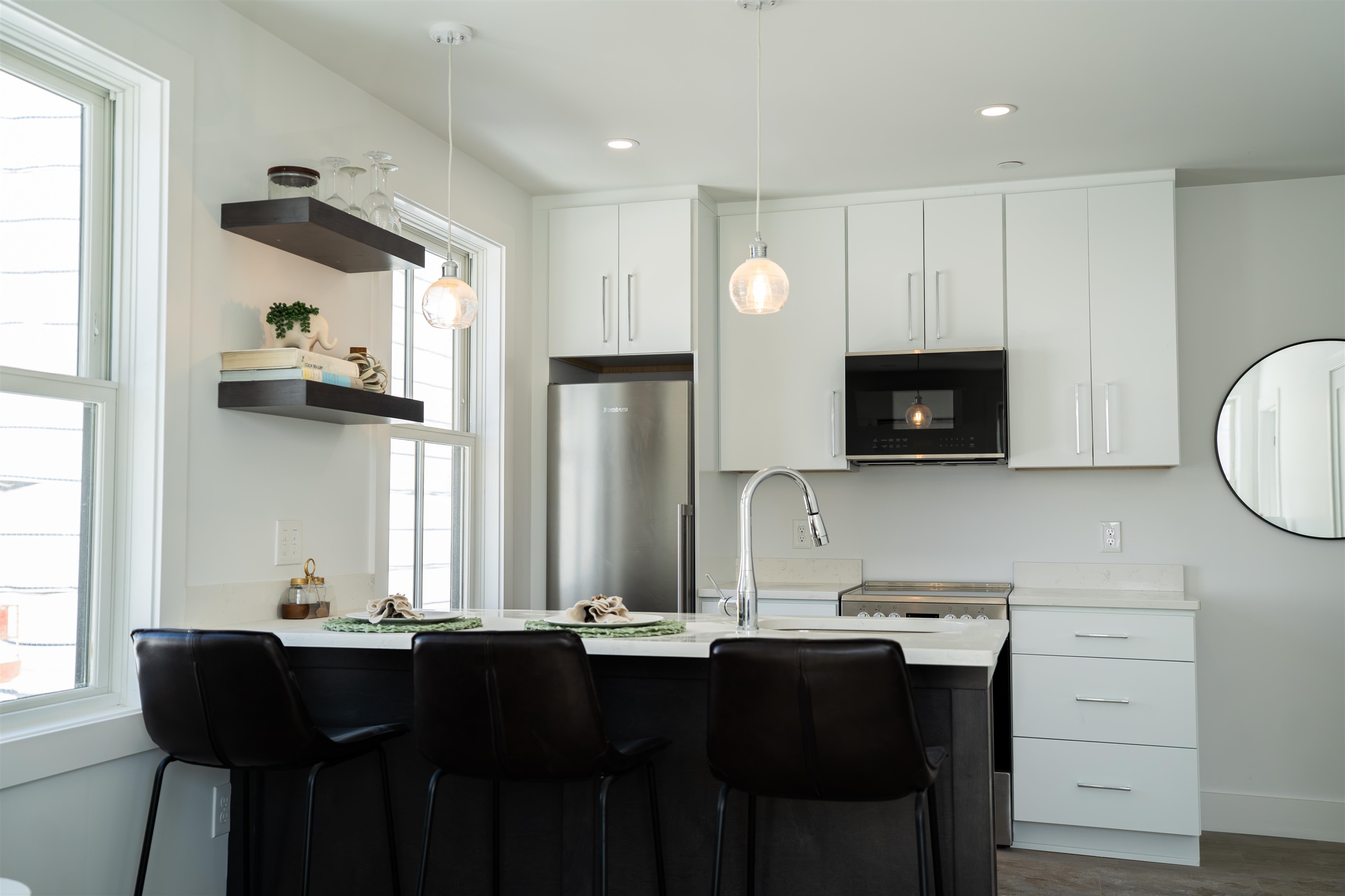 238 Deer Street, Unit 208 Portsmouth, NH 03801 - Photo 8 of 11