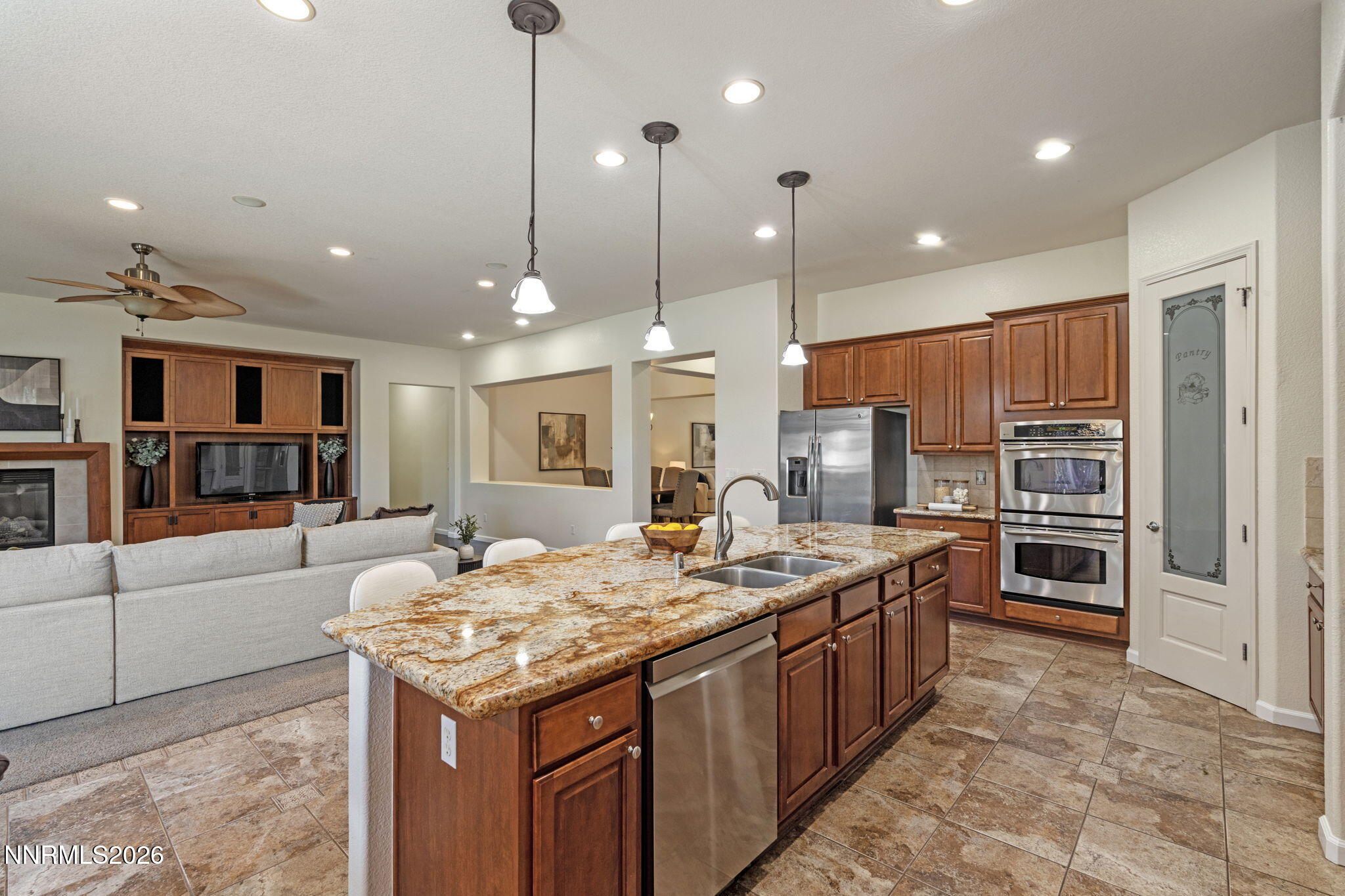 1629 Bridgeview Court Reno, NV 89521 - Photo 28 of 60 28-web-or-mls-DSC09311