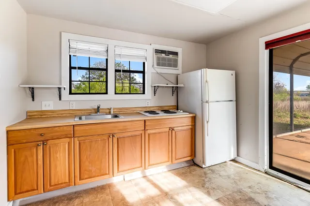 $297,000 | 950 County Road 221, Tow, TX 78672