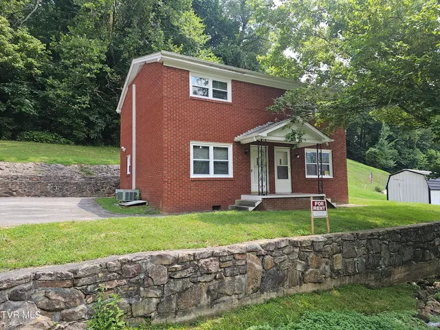 $950 | 232 Reed Hollow Road, Unit 2, Gate City, VA 24251