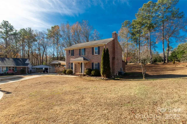 $330,000 | 1652 Village Court, Rock Hill, SC 29732