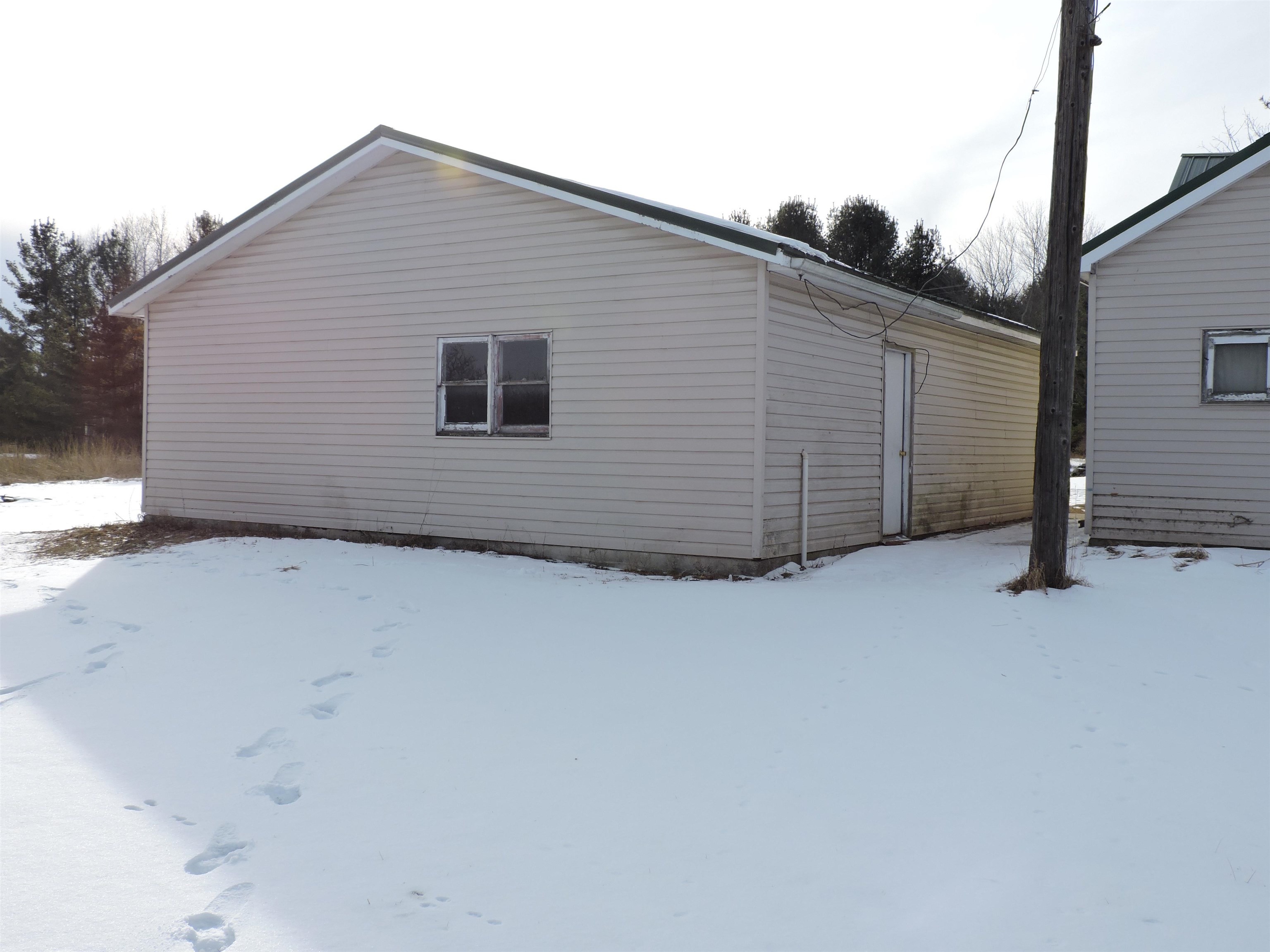 6150 Standish Road Bentley, MI 48613 - Photo 31 of 34