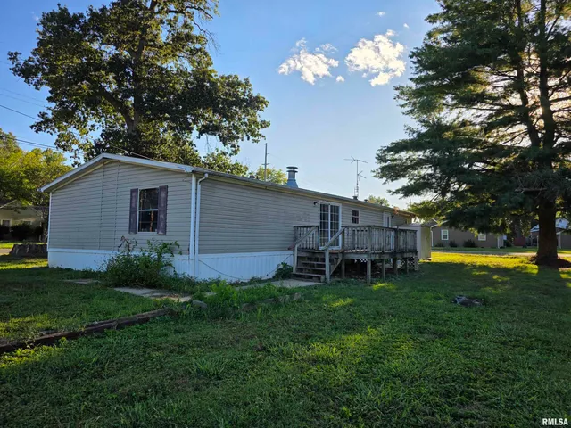 $29,900 | 602 East Nicholas Street, Carlinville, IL 62626