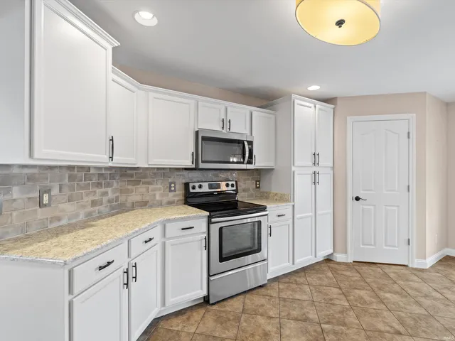 $344,000 | 1226 Bowden Drive, Evansville, IN 47725