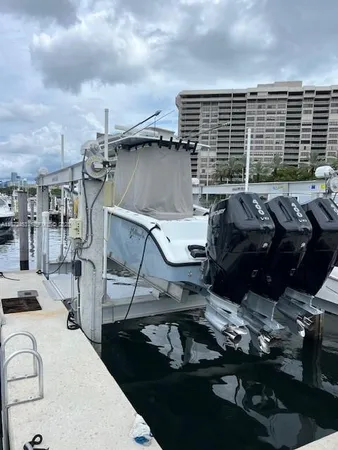 $1,050,000 | 4 Grove Isle Drive, Coconut Grove, FL 33133