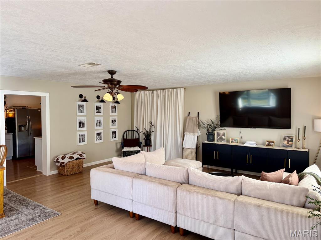 5823 McDaneld Road Kell, IL 62853 - Photo 3 of 86 Gallery Image 3
