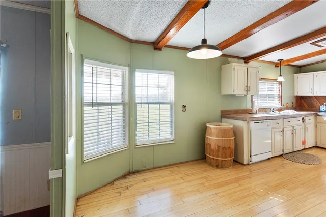 $100,000 | 202 Pete Armstrong Road, Honea Path, SC 29654