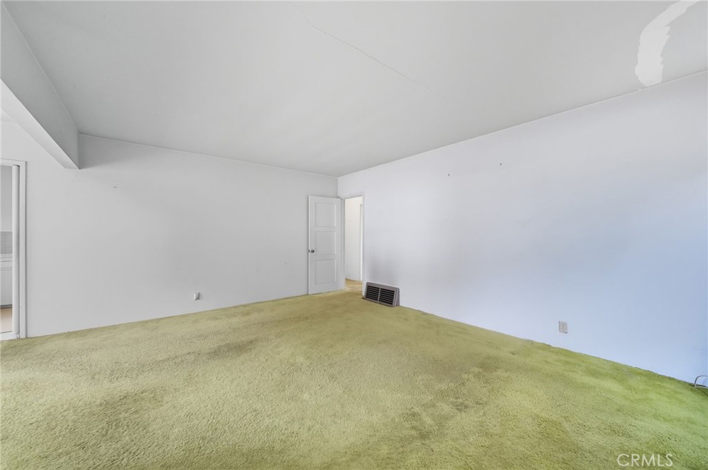 978 West Lehigh Street Altadena, CA 91001 - Photo 32 of 49