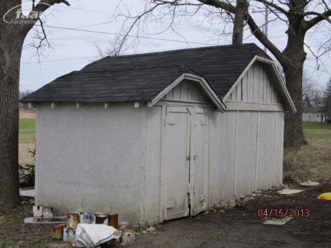 2573 East Cook Road Grand Blanc, MI 48439 - Photo 6 of 7 20352456-5.JPG