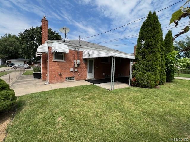 18240 Stephens Eastpointe, MI 48021 - Photo 2 of 18