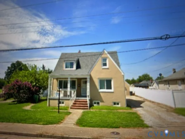 $299,990 | 304 South 17th Avenue, Hopewell, VA 23860