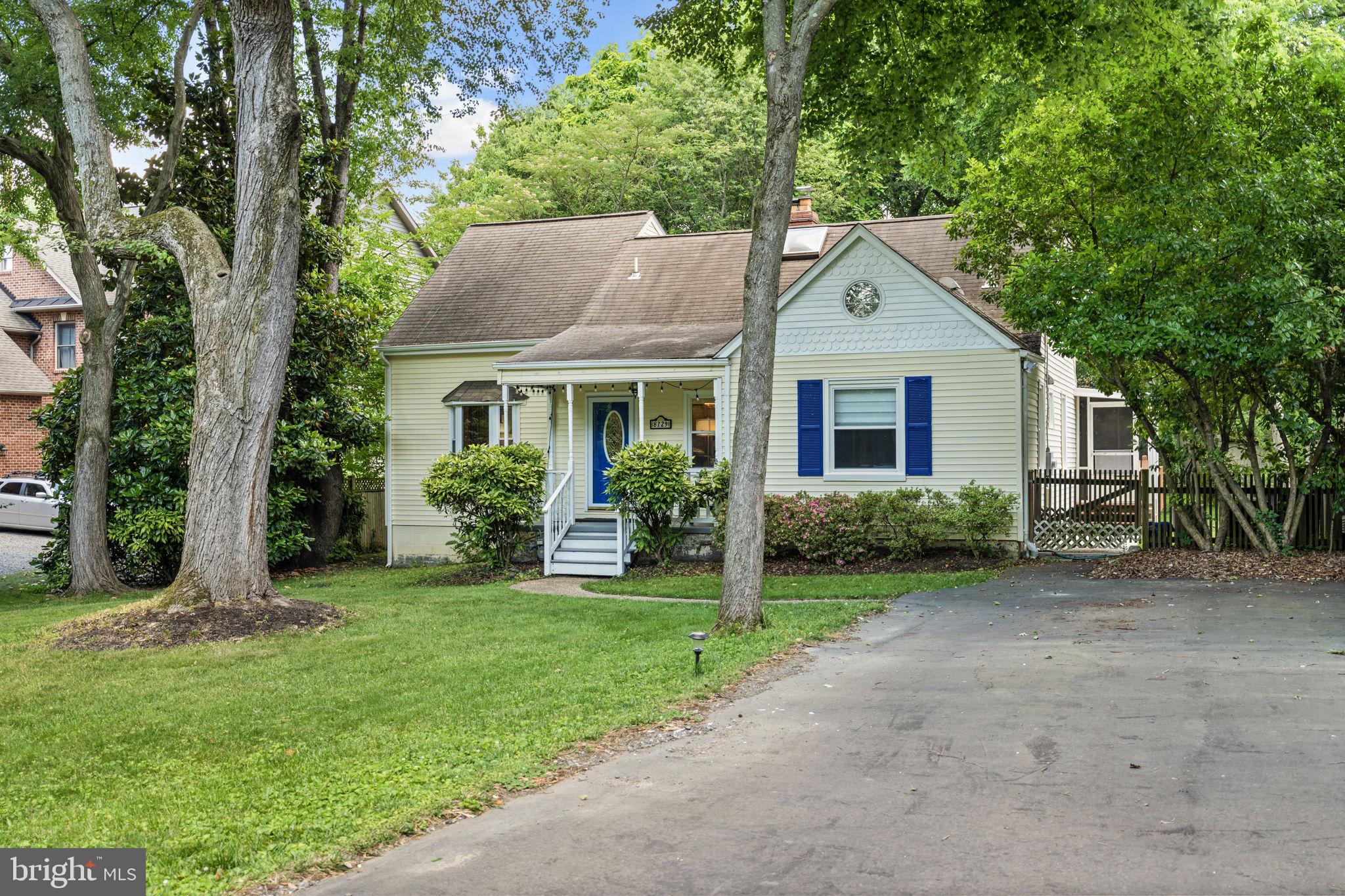 8729 Fort Hunt Road Alexandria, VA 22308 - Photo 1 of 25 Welcome home to 8729 Fort Hunt Road!