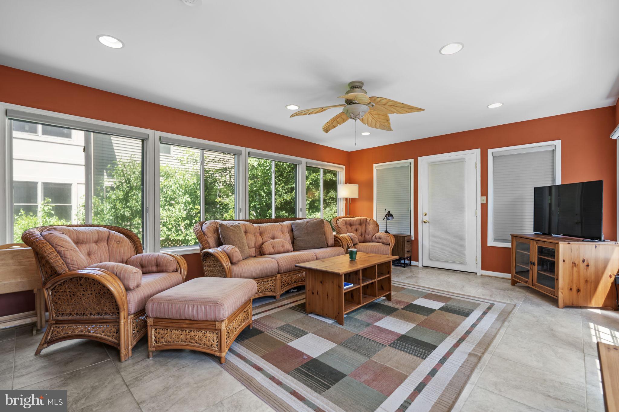 8729 Fort Hunt Road Alexandria, VA 22308 - Photo 15 of 25 Sun Room to Hot Tub Room