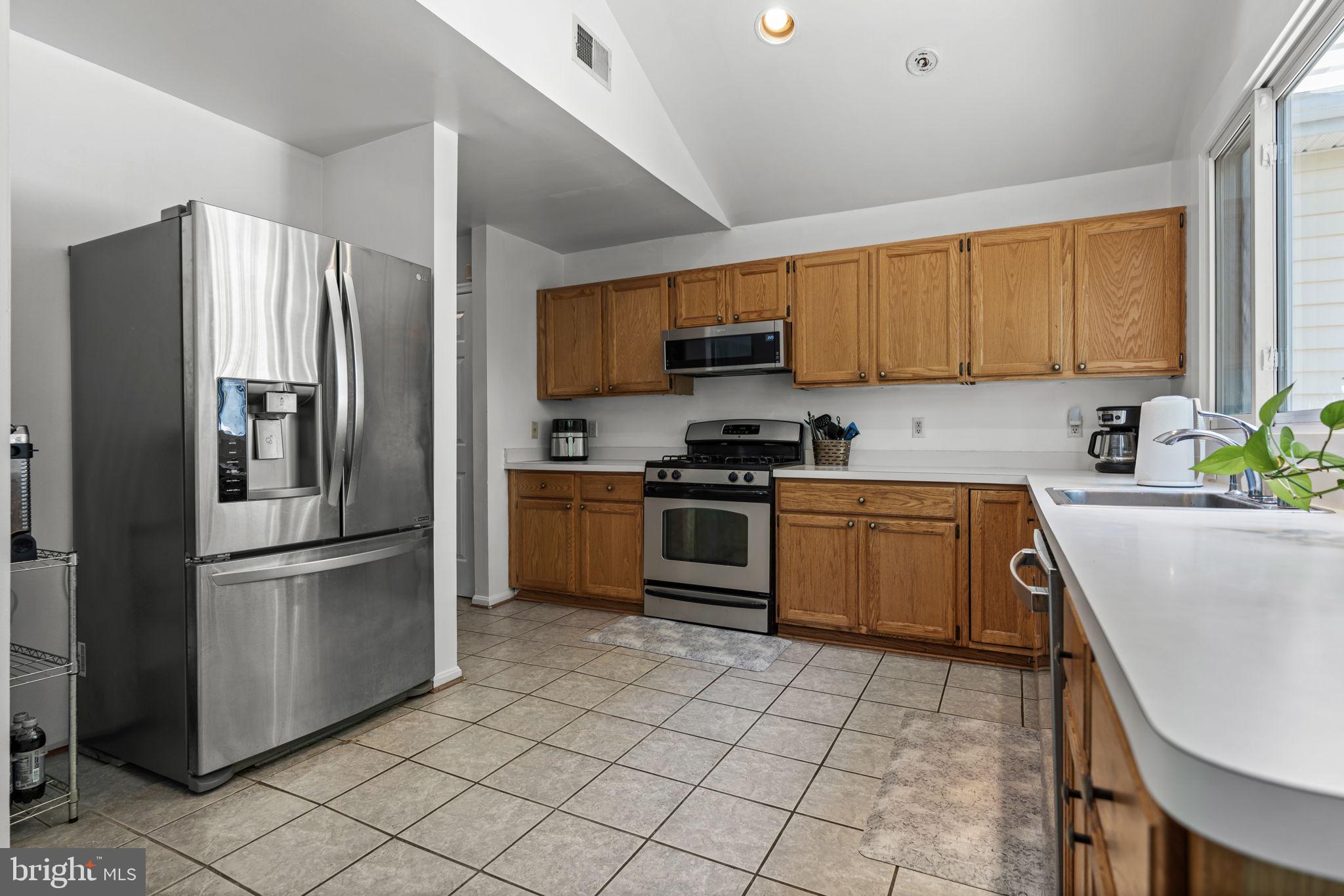 8729 Fort Hunt Road Alexandria, VA 22308 - Photo 5 of 25 Gallery Image 5