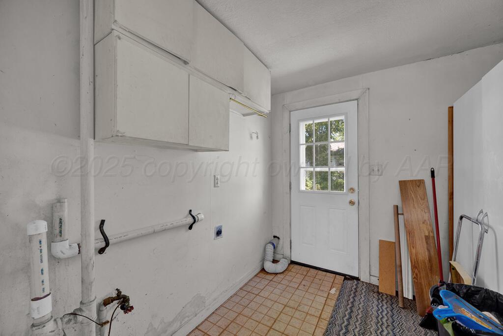 404 Chester Avenue Panhandle, TX 79068 - Photo 24 of 33 a view of small space