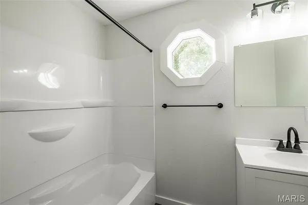 $189,500 | 607 Wanda Drive, Doniphan, MO 63935