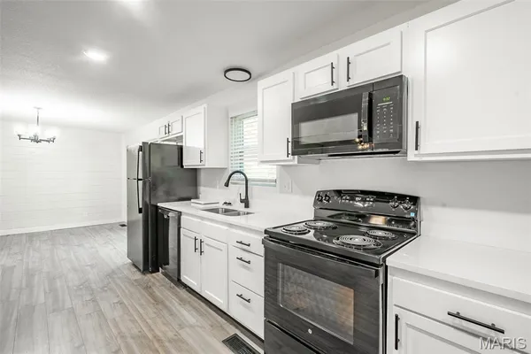 $189,500 | 607 Wanda Drive, Doniphan, MO 63935