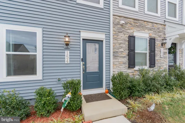 $2,000 | 154 Coolidge Avenue, Ranson, WV 25438