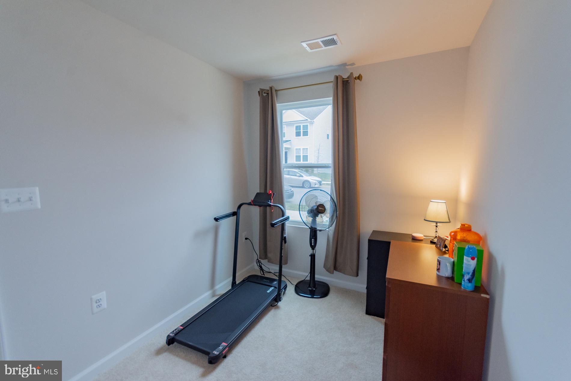 154 Coolidge Avenue Ranson, WV 25438 - Photo 5 of 42