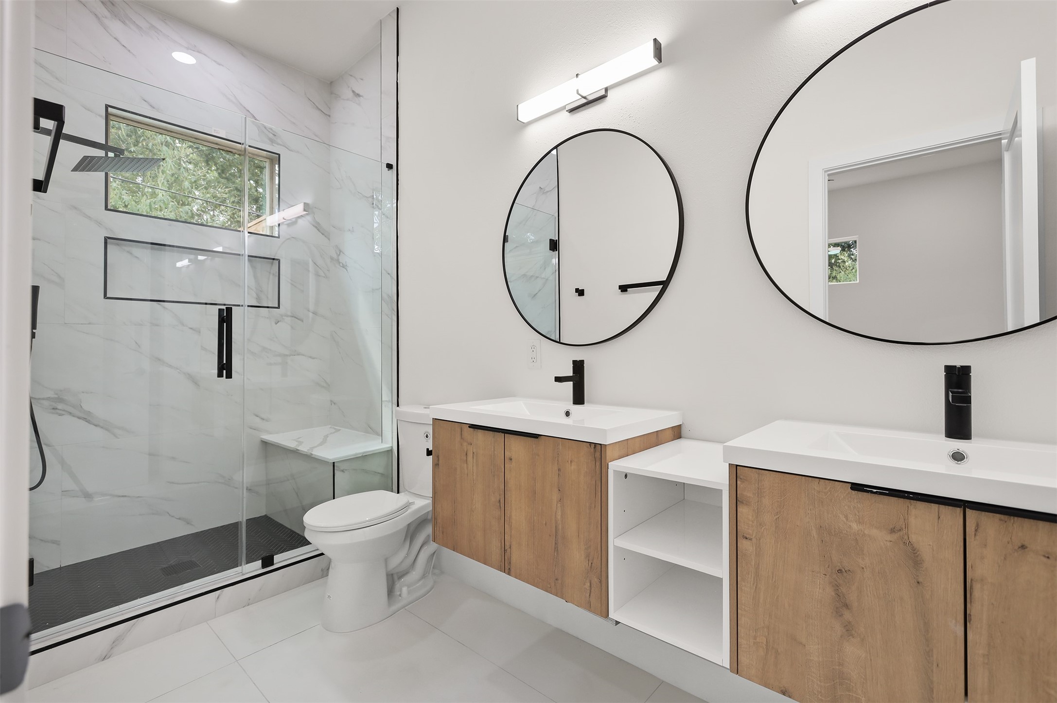 4728 Sunbeam Street Houston, TX 77033 - Photo 12 of 18