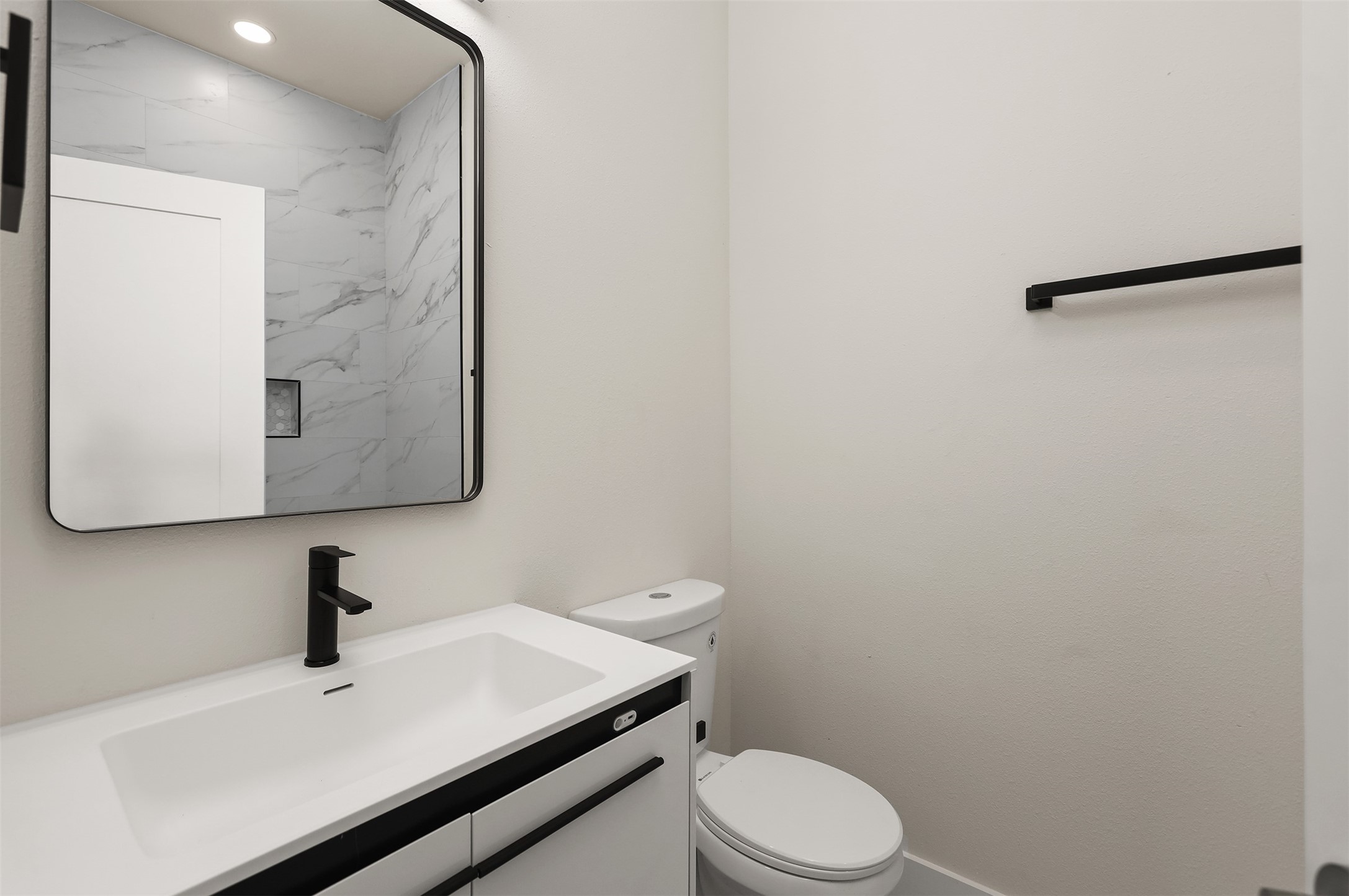 4728 Sunbeam Street Houston, TX 77033 - Photo 14 of 18