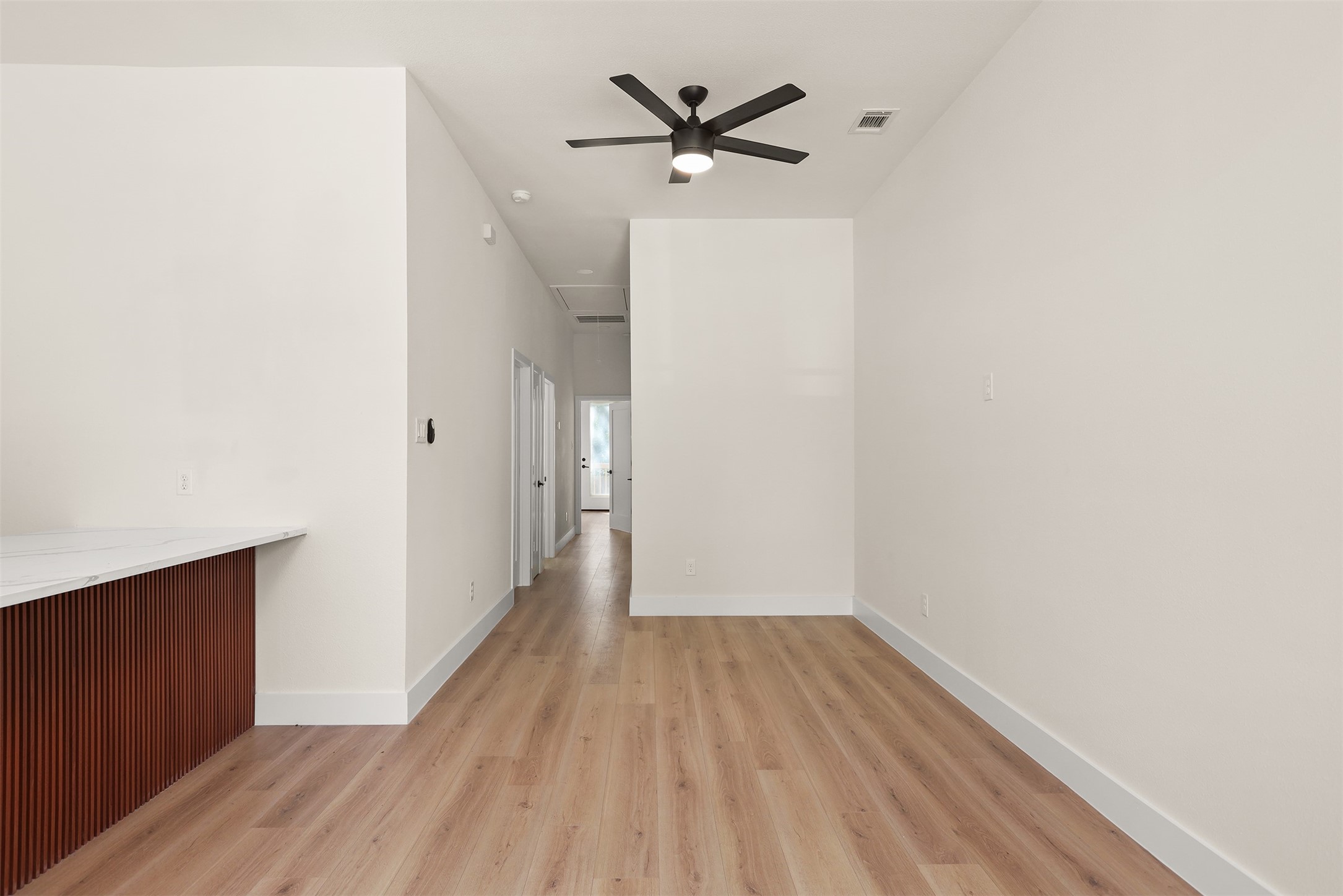 4728 Sunbeam Street Houston, TX 77033 - Photo 8 of 18