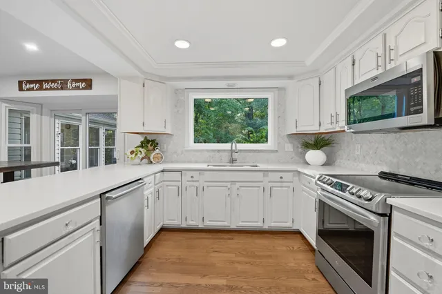 $915,000 | 14367 North Slope Street, Centreville, VA 20120