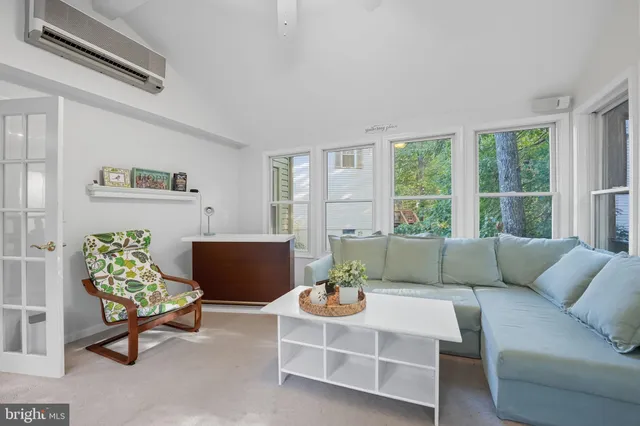 $915,000 | 14367 North Slope Street, Centreville, VA 20120