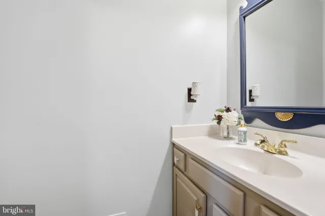 $915,000 | 14367 North Slope Street, Centreville, VA 20120