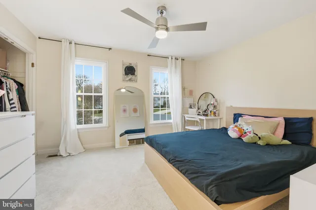 $915,000 | 14367 North Slope Street, Centreville, VA 20120