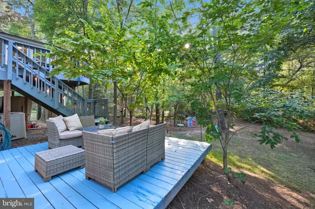 $915,000 | 14367 North Slope Street, Centreville, VA 20120