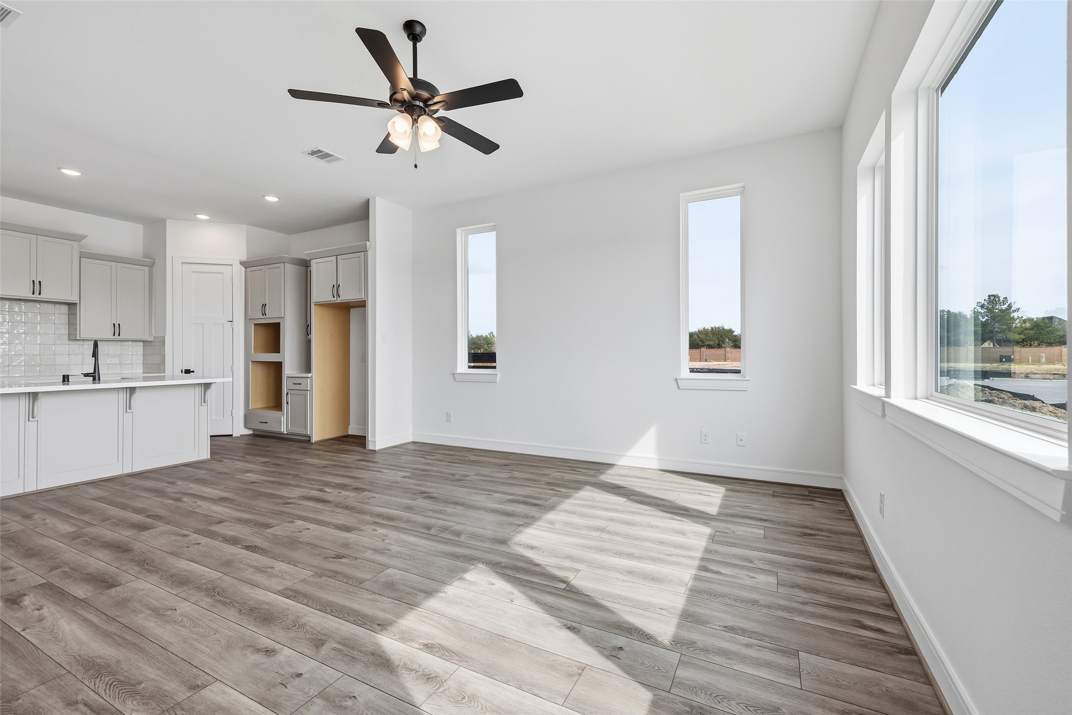 19811 Daisy Rdg Drive Cypress, TX 77433 - Photo 4 of 20 Representative Photo