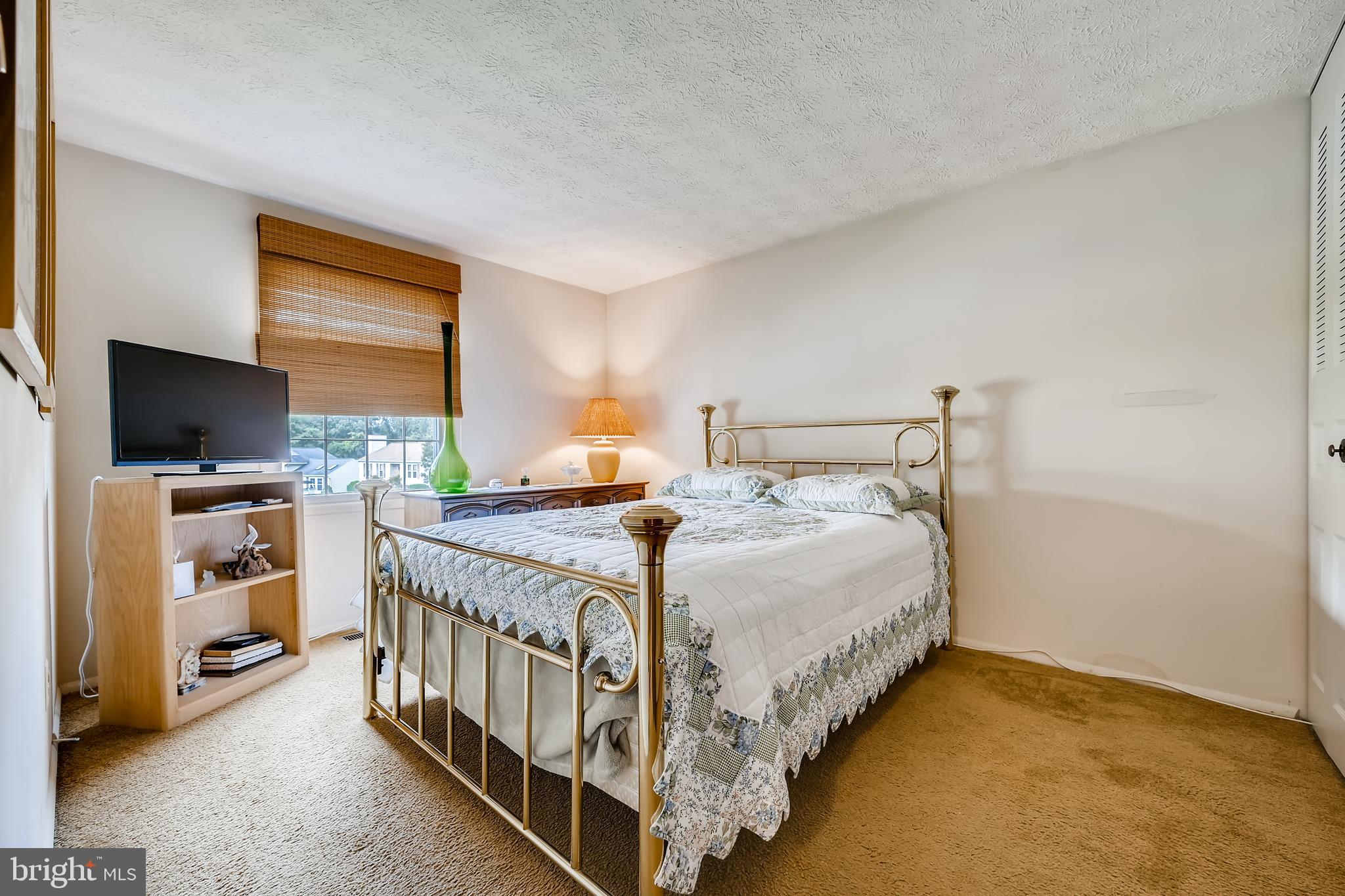 542 Fuselage Avenue Baltimore, MD 21221 - Photo 14 of 25