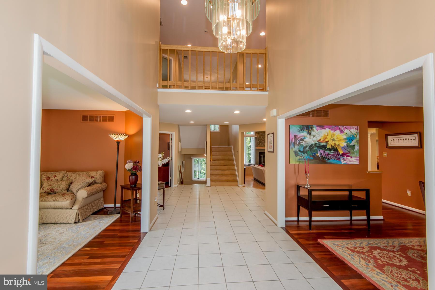 11321 Ridermark Row Columbia, MD 21044 - Photo 2 of 30 Foyer
