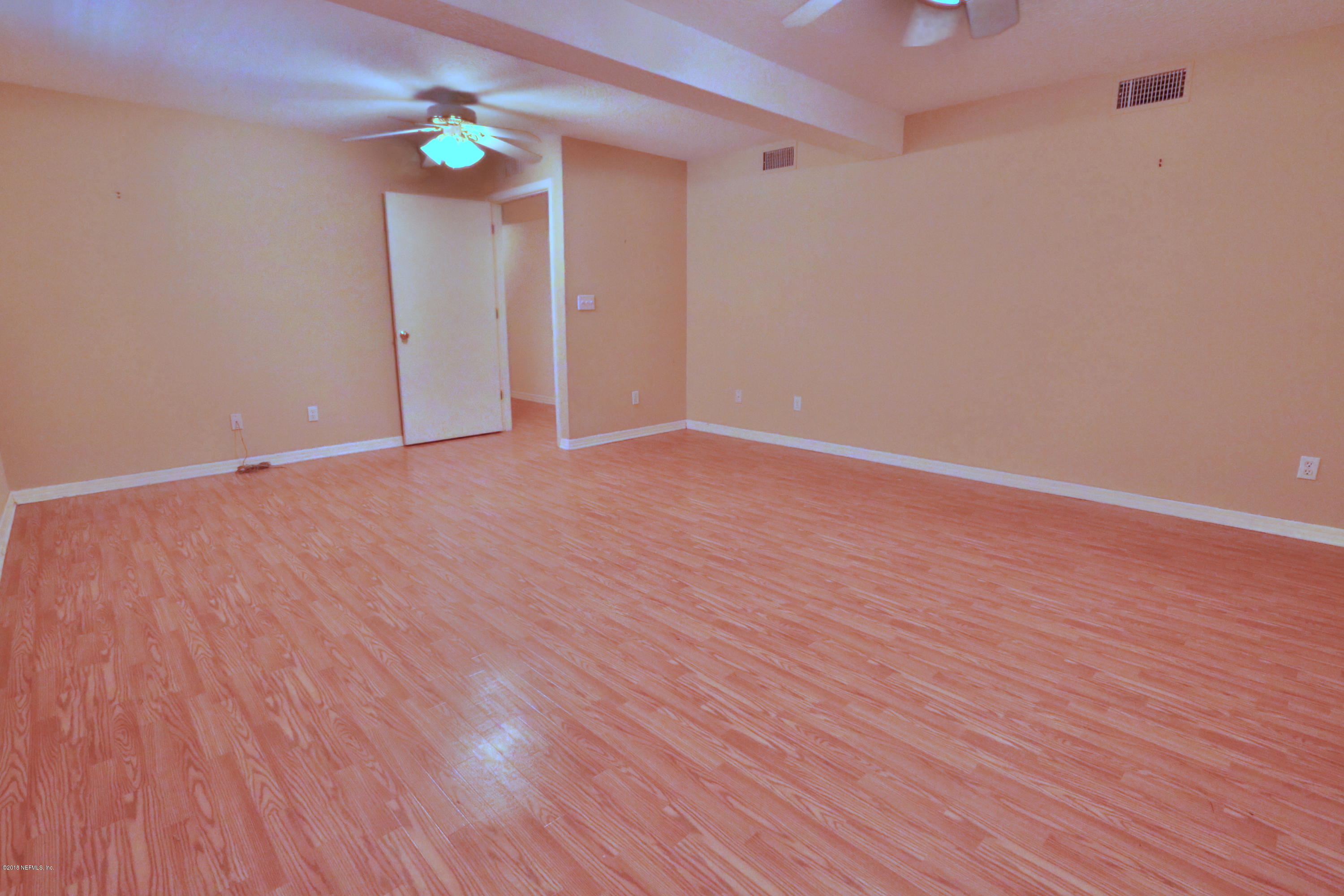 445 Oglethorpe Road Jacksonville, FL 32216 - Photo 18 of 32 813_3176