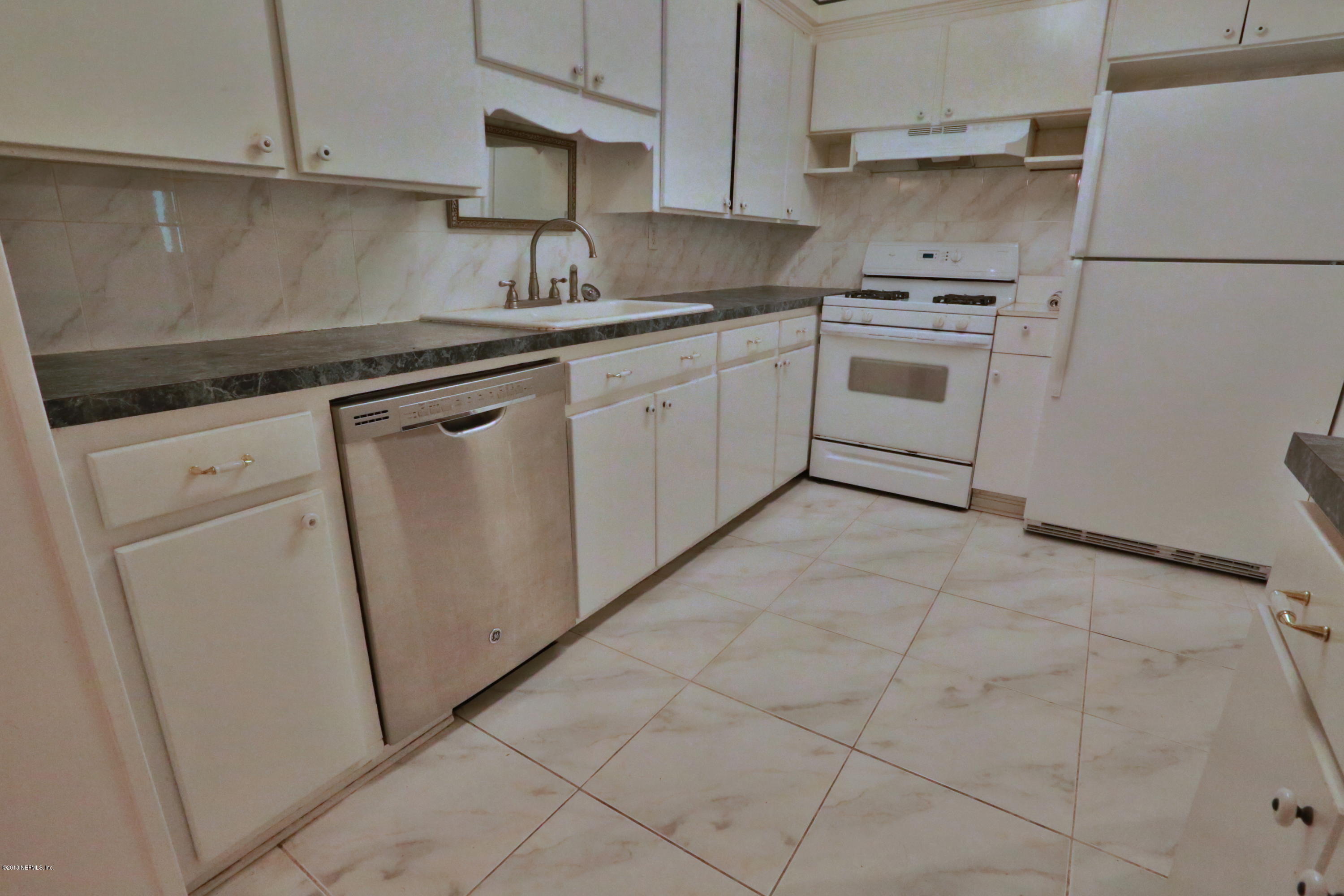 445 Oglethorpe Road Jacksonville, FL 32216 - Photo 26 of 32 813_3184